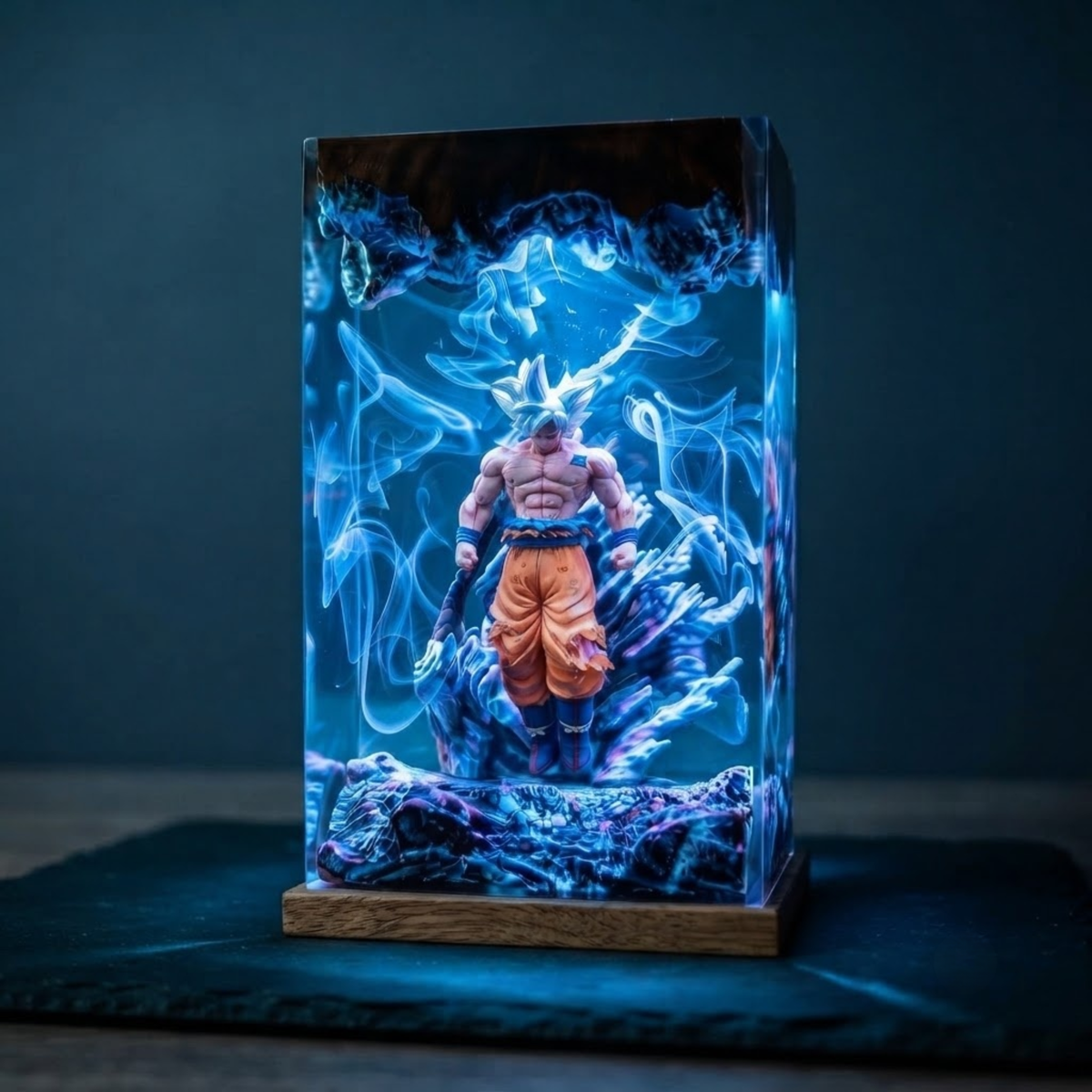 Anime Warrior Resin Lamp – Handmade Gaming Room Decor & Anime Fan Gift