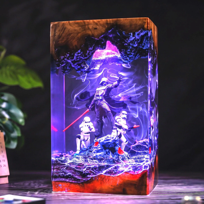 Dark Tyrant Diorama Lamp - Galaxy Wars Resin Desk Lamp