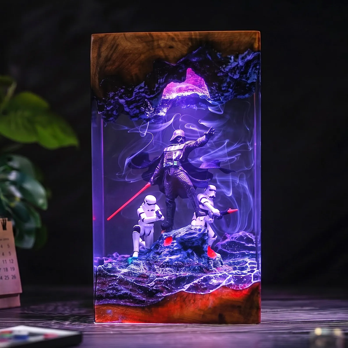 Dark Tyrant Diorama Lamp - Galaxy Wars Resin Desk Lamp
