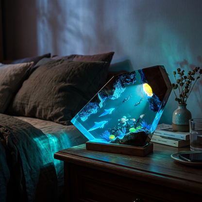 Ocean Resin Lamp with Dolphins, Sea Turtle and Scuba Divers