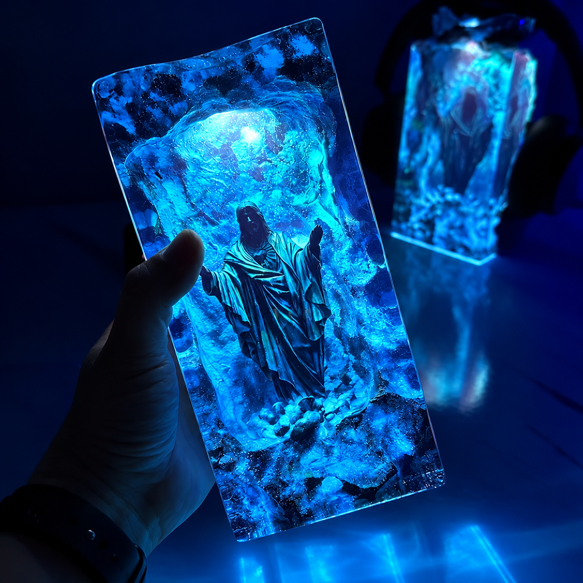 Jesus Resin Lamp – Handmade Christian LED Night Light