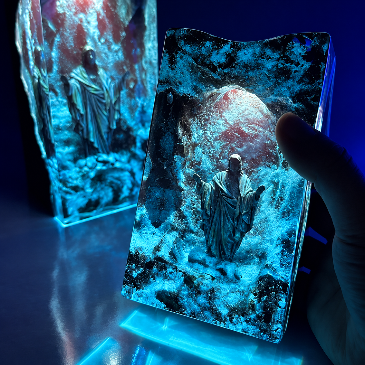 Jesus Resin Lamp – Handmade Christian LED Night Light