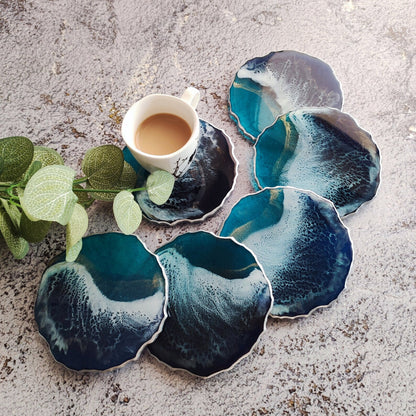 Ocean Resin Coasters, Handmade Coastal Drink Coasters, Beach House Decor, Blue Wave Table Accessories Set