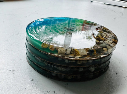 Ocean Wave Resin Coasters, Handmade Beach Pebble Drinkware Set, Coastal Table Decor, Unique Home Decor